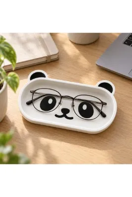 Panda Figürlü Gözlük Standı ve Gözlük Tutucu – Dekoratif Masaüstü Organizer, Ofis ve Komodin Düzenleyici Siyah Beyaz