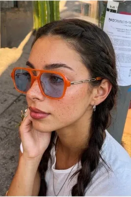 Eyesofia Swanky Lath Turuncu Çerçeveli Mavi Unisex Ultra Hafif Uv400 Filtreli Kare Güneş Gözlüğü