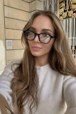 Eyesofia Izara Altın Çerceve Siyah Cam Güneş Gözlüğü