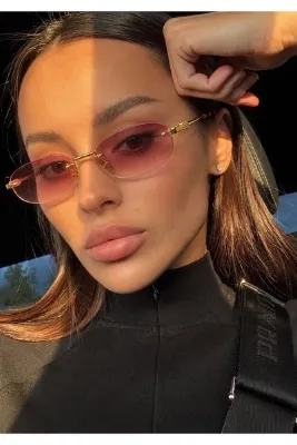 Sun Pearl TRENCH Kadın Güneş Gözlüğü Çerçevesiz Oval Kesim Pembe Degrade Camlı Gold Metal Çerçeve İnce Saplı Retro Vintage Model