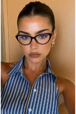 Sun Pearl DELORA CAT SİYAH ÇERÇEVE küçük boy Popüler Mavi Işık Korumalı Blue Block Şeffaf Ekran gözlüğü