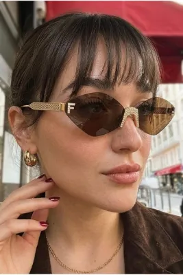 Eyesofia Livia Kristal Baklava Gold Metal Çerçevesiz Ultra Hafif Uv400 Filtreli Kahverengi Kadın Güneş Gözlüğü