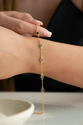 Silvano Jewelry 925 Ayar Gümüş Siyah Taşlı Yonca Bileklik