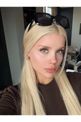 BERNİS YAĞCIOĞLU SİYAH KARE KEMİK GÖZLÜK MARKA MODEL YÜKSEK KALİTE GÖZLÜK