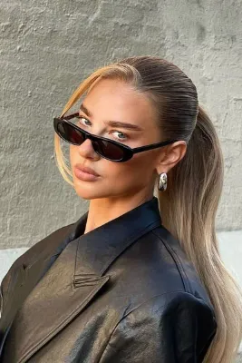 COOLANDBETTER Laure Slim ince siyah Popüler güneş gözlüğü