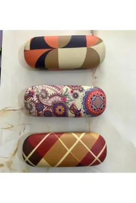 NET OPTİK 3adet en 6cm boy 16cm kutu yükseklik 2cm renkli optik&gözlük desenli kılıflar genç yetişkin