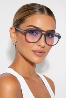 Nilu Moda SIRA DIŞI STİL İÇİN ZARİF TASARIM UV 400 KORUMALI