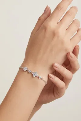 Söğütlü Silver 925 Ayar Gümüş Işıltılı Güneş Ve Yonca Figürlü Zirkon Taşlı Şans Bilekliği - Kadın Gümüş Bileklik SG