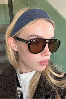 Chunky Frame Rosiqe Unisex Siyah Çerçeveli Nude Ultra Hafif Uv400 Filtreli Güneş Gözlüğü