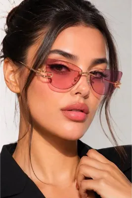 Nilu Moda Premium Gold Detaylı Cam Çerçevesiz Unisex Güneş Gözlüğü | UV400 Korumalı | Lüks Tasarım