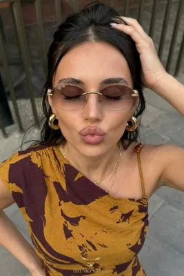 Chunky Frame Cartiess Unisex Elips Kahverengi Gold Çerçeveli Ultra Hafif Uv400 Filtreli Güneş Gözlüğü