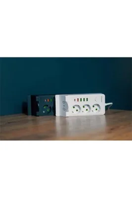Premio 3'lü Çoklu Priz 4 USB 1 Type-C 2.1A Kablosuz Şarj Özellikli 2 Metre Kablolu Grup Priz