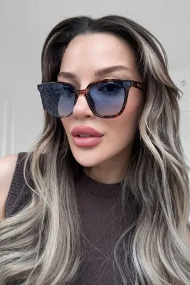 REN EYEWEAR Reyne Noire UV400 Korumalı, Hafif ve Şık Tasarımlı Geniş Çerçeveli Kadın Güneş Gözlüğü YENİ SEZON