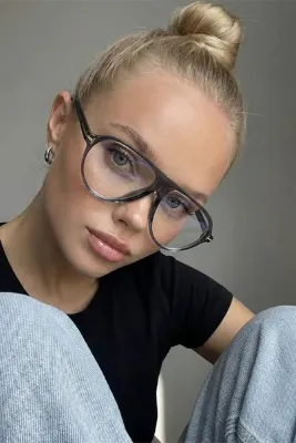 Eyesofia Clara Unısex Gri Çerçeveli Blue Block Mavi Işık Filtreli Ekran Gözlüğü
