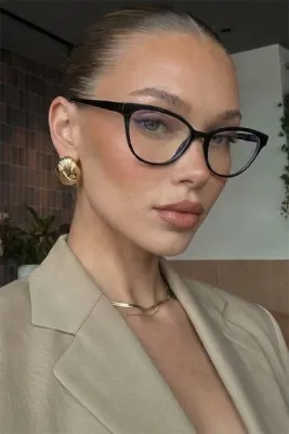 Chunky Frame Melone Cat Eye Optik Uyumlu Ultra Hafif Siyah Çerçeveli Kadın Mavi Işık Korumalı Gözlüğü