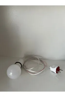 AYAZ ELEKTRİK 1 METRE FİŞLİ DUYLU AMPULLÜ UZATMA KABLOSU