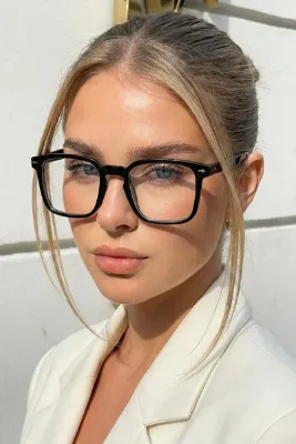 Eyesofia Yoaks Siyah Çerçeveli Unisex Blue Block Mavi Işık Filtreli Gözlük