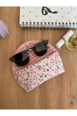 minyaturhayalim Çıtır mini çiçek desenli astarlı El emeğidir Gözlük kılıfı güneş gözlük kabı el yapımı astarlı telalıdır ölçü 17-9cm