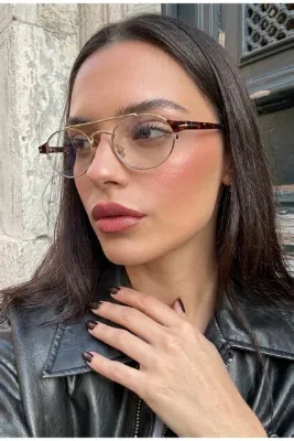 Eyesofia Berina Unisex Elips Gold Leopar Çerçeveli Ultra Hafif Mavi Işık Filtreli Blue Block Gözlüğü