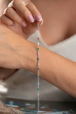Nereze 925 Ayar Gümüş Rodyum Kaplama Sıralı Minik Mix Baget Taşlı Bileklik