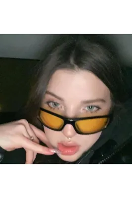 Goldmine Unisex Y2k Dikdörtgen Uv400 Güneş Gözlüğü Siyah - Sarı