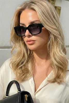 Eyesofia Square Unisex Siyah Ultra Hafif Degrade Uv400 Filtreli Güneş Gözlüğü